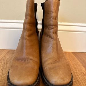 7.5 Cole Haan ankle boots